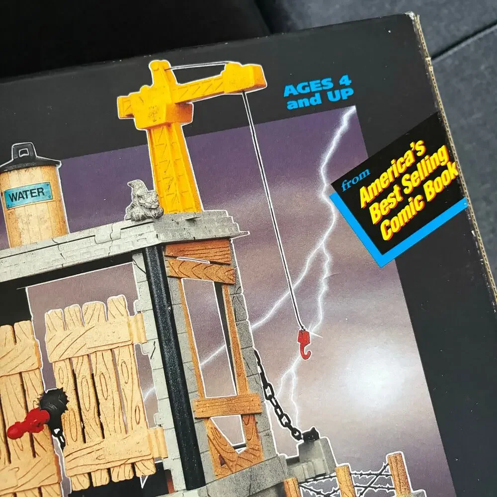 Spawn Alley Action Play Set Vintage Todd McFarlane Toy - 1994 - SEALED Brand New